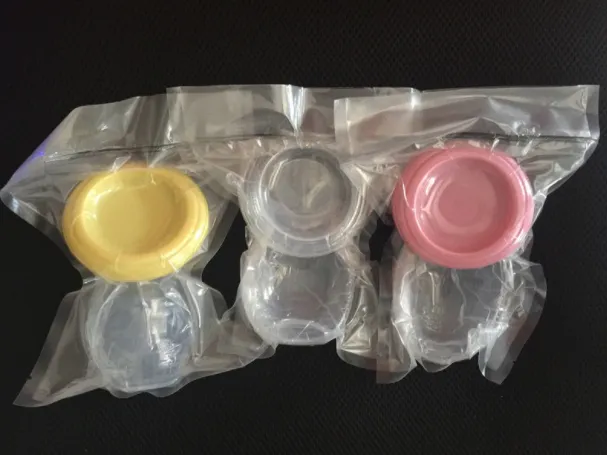 Portable Manual Food Grade Silicone Breast Pump for Breast Milk Storage(Image2) Portable Manual Food Grade Silicone Breast Pump for Breast Milk Storage(Image2)