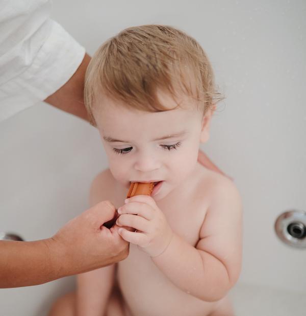 Food Grade Soft Silicone Finger Brush for Toddlers